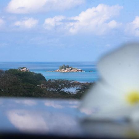 Exotic Guest House Anse Volbert Village Buitenkant foto