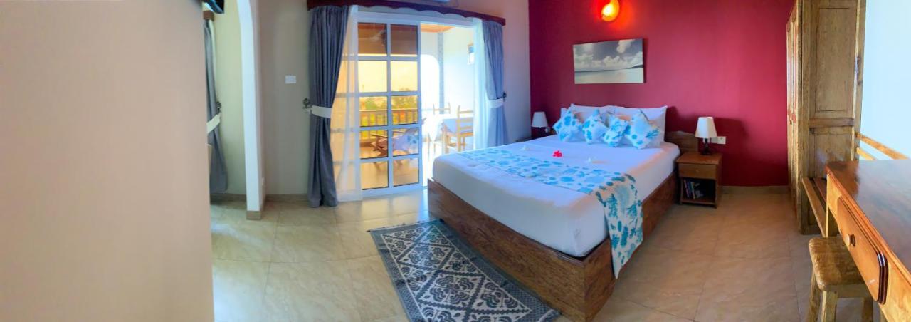 Exotic Guest House Anse Volbert Village Buitenkant foto