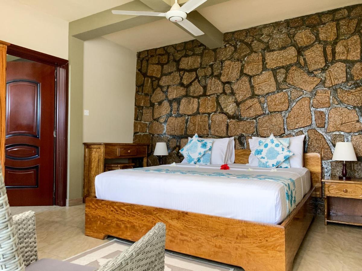 Exotic Guest House Anse Volbert Village Buitenkant foto
